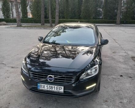 Черный Вольво С40, объемом двигателя 1.6 л и пробегом 190 тыс. км за 10512 $, фото 1 на Automoto.ua