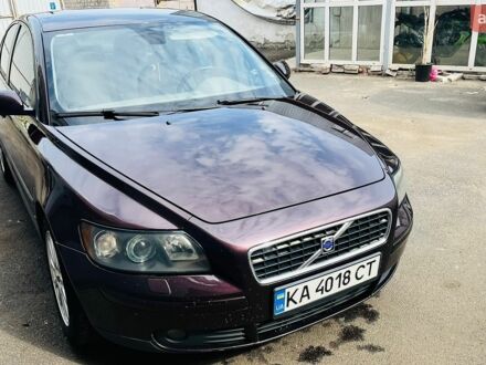 Фиолетовый Вольво С40, объемом двигателя 2.4 л и пробегом 350 тыс. км за 6500 $, фото 1 на Automoto.ua