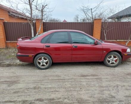 Червоний Вольво S40, об'ємом двигуна 1.6 л та пробігом 190 тис. км за 2800 $, фото 2 на Automoto.ua