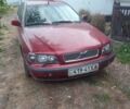 Красный Вольво С40, объемом двигателя 1.8 л и пробегом 240 тыс. км за 2300 $, фото 1 на Automoto.ua