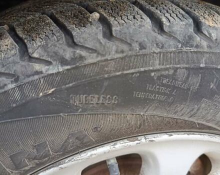 Красный Вольво С40, объемом двигателя 1.87 л и пробегом 359 тыс. км за 1850 $, фото 10 на Automoto.ua