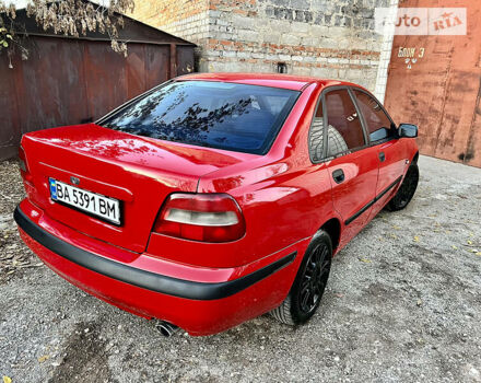Червоний Вольво S40, об'ємом двигуна 1.6 л та пробігом 260 тис. км за 3500 $, фото 8 на Automoto.ua
