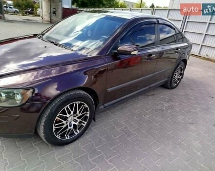 Червоний Вольво S40, об'ємом двигуна 1.8 л та пробігом 195 тис. км за 5500 $, фото 1 на Automoto.ua