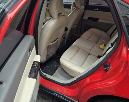 Вольво S40 2008 у Черкасах на Automoto.ua Червоний Вольво S40, об'ємом двигуна 2.4 л та пробігом 291 тис. км за 7550 $, фото 13 на Automoto.ua