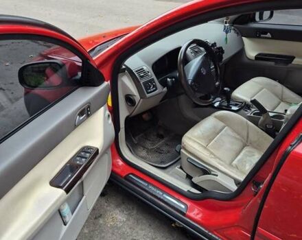 Вольво S40 2008 у Черкасах на Automoto.ua Червоний Вольво S40, об'ємом двигуна 2.4 л та пробігом 291 тис. км за 7550 $, фото 10 на Automoto.ua