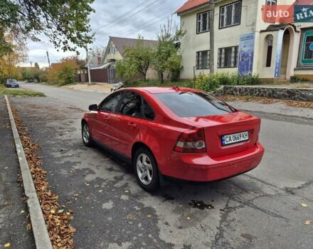 Вольво S40 2008 у Черкасах на Automoto.ua Червоний Вольво S40, об'ємом двигуна 2.4 л та пробігом 291 тис. км за 7550 $, фото 4 на Automoto.ua