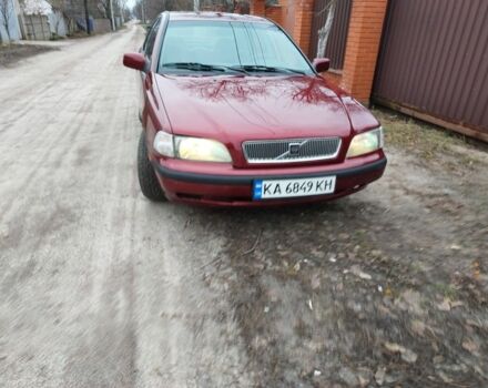Червоний Вольво S40, об'ємом двигуна 1.6 л та пробігом 190 тис. км за 2800 $, фото 1 на Automoto.ua
