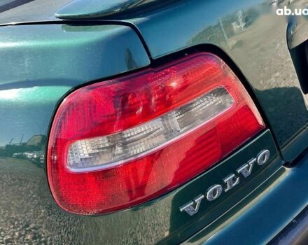 Вольво С40, объемом двигателя 0 л и пробегом 228 тыс. км за 4200 $, фото 9 на Automoto.ua