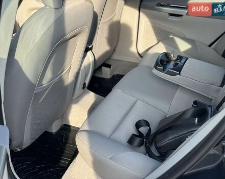 Вольво S40, об'ємом двигуна 2 л та пробігом 250 тис. км за 6900 $, фото 6 на Automoto.ua