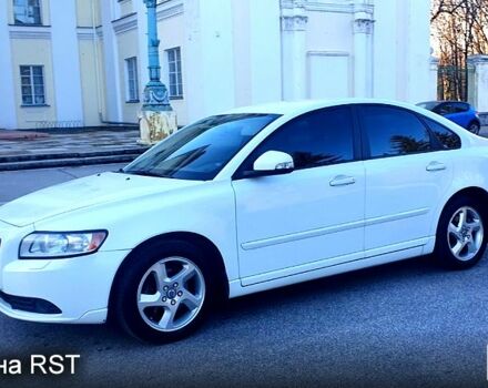 Вольво S40, об'ємом двигуна 2 л та пробігом 93 тис. км за 8300 $, фото 2 на Automoto.ua