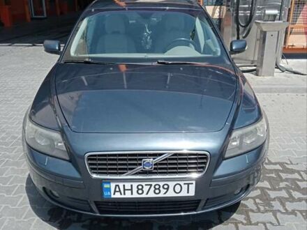 Вольво С40 2005 в Черновцах на Automoto.ua Вольво С40, объемом двигателя 1.8 л и пробегом 237 тыс. км за 3900 $, фото 1 на Automoto.ua