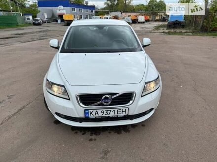 Вольво S40 2012 у Києві на Automoto.ua Вольво S40, об'ємом двигуна 2 л та пробігом 157 тис. км за 8000 $, фото 1 на Automoto.ua