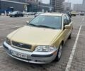 Жовтий Вольво S40, об'ємом двигуна 1.78 л та пробігом 272 тис. км за 2700 $, фото 1 на Automoto.ua
