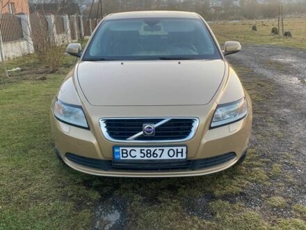 Вольво S40 2007 у Дрогобичі на Automoto.ua Жовтий Вольво S40, об'ємом двигуна 1.6 л та пробігом 270 тис. км за 6000 $, фото 1 на Automoto.ua
