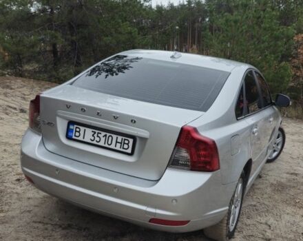 Вольво С40 2009 в Полтаве на Automoto.ua Серый Вольво С40, объемом двигателя 2 л и пробегом 240 тыс. км за 7000 $, фото 2 на Automoto.ua