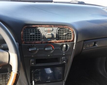 Серый Вольво С40, объемом двигателя 1.8 л и пробегом 300 тыс. км за 2600 $, фото 4 на Automoto.ua