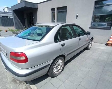 Серый Вольво С40, объемом двигателя 1.59 л и пробегом 260 тыс. км за 2700 $, фото 8 на Automoto.ua