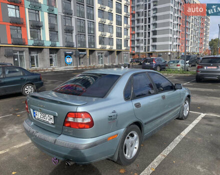 Вольво С40 2003 в Киеве на Automoto.ua Серый Вольво С40, объемом двигателя 1.8 л и пробегом 169 тыс. км за 3600 $, фото 3 на Automoto.ua