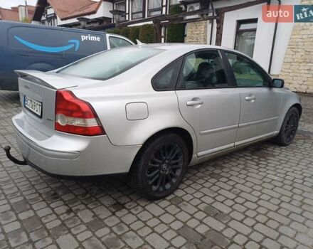 Серый Вольво С40, объемом двигателя 2 л и пробегом 365 тыс. км за 3899 $, фото 6 на Automoto.ua