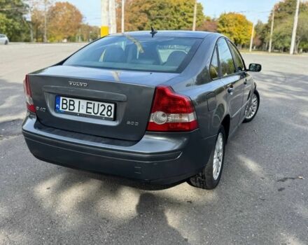 Сірий Вольво S40, об'ємом двигуна 2 л та пробігом 123 тис. км за 2800 $, фото 3 на Automoto.ua