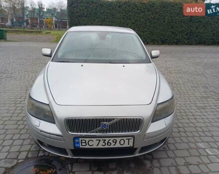 Серый Вольво С40, объемом двигателя 2 л и пробегом 365 тыс. км за 3899 $, фото 10 на Automoto.ua