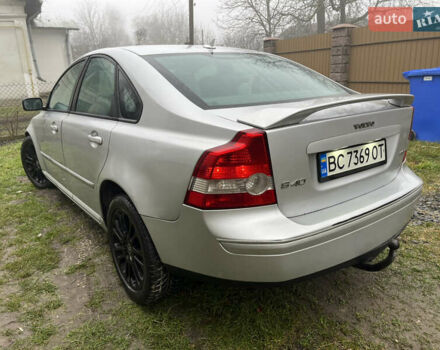Сірий Вольво S40, об'ємом двигуна 2 л та пробігом 365 тис. км за 3599 $, фото 3 на Automoto.ua