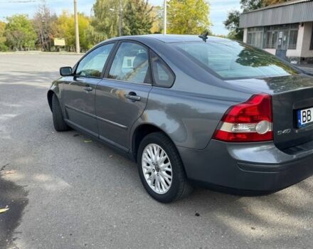 Сірий Вольво S40, об'ємом двигуна 2 л та пробігом 123 тис. км за 2800 $, фото 4 на Automoto.ua