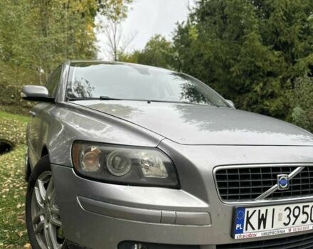 Вольво С40 2005 в Бахмуте (Артемовске) на Automoto.ua Серый Вольво С40, объемом двигателя 2 л и пробегом 270 тыс. км за 1097 $, фото 3 на Automoto.ua