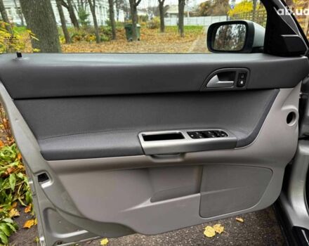 Сірий Вольво S40, об'ємом двигуна 2.4 л та пробігом 280 тис. км за 7490 $, фото 9 на Automoto.ua