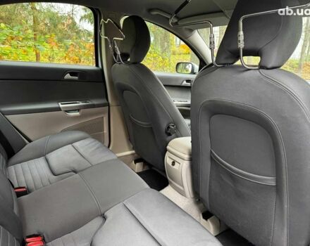 Сірий Вольво S40, об'ємом двигуна 2.4 л та пробігом 280 тис. км за 7490 $, фото 24 на Automoto.ua