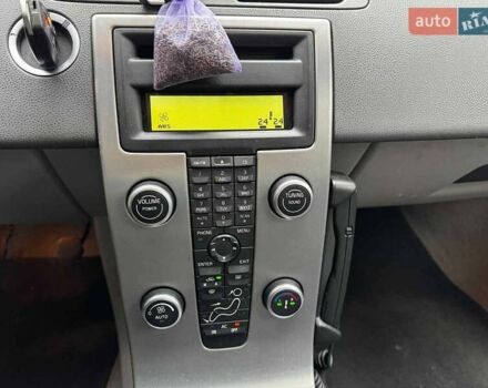 Сірий Вольво S40, об'ємом двигуна 2.4 л та пробігом 280 тис. км за 7490 $, фото 16 на Automoto.ua