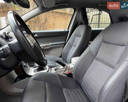 Сірий Вольво S40, об'ємом двигуна 2.4 л та пробігом 280 тис. км за 7490 $, фото 20 на Automoto.ua