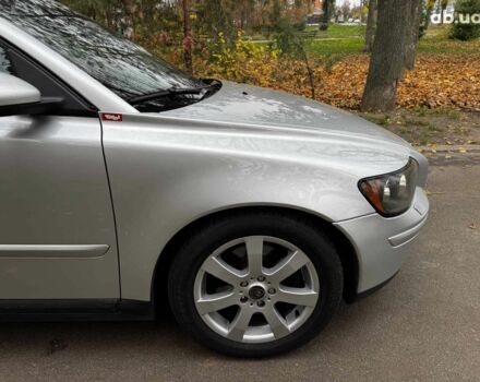 Сірий Вольво S40, об'ємом двигуна 2.4 л та пробігом 280 тис. км за 7490 $, фото 4 на Automoto.ua