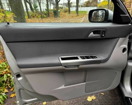 Серый Вольво С40, объемом двигателя 2.4 л и пробегом 280 тыс. км за 6440 $, фото 9 на Automoto.ua