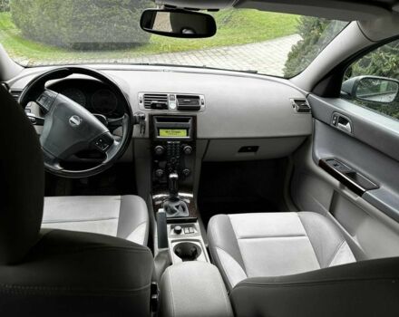 Вольво С40 2005 в Покровск (Красноармейск) на Automoto.ua Серый Вольво С40, объемом двигателя 2 л и пробегом 270 тыс. км за 1117 $, фото 6 на Automoto.ua