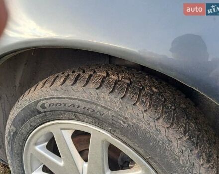 Серый Вольво С40, объемом двигателя 1.6 л и пробегом 251 тыс. км за 7200 $, фото 3 на Automoto.ua