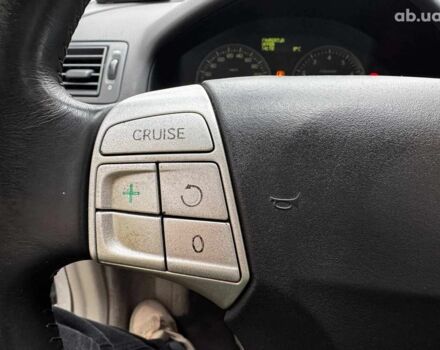 Сірий Вольво S40, об'ємом двигуна 2.4 л та пробігом 280 тис. км за 7490 $, фото 13 на Automoto.ua