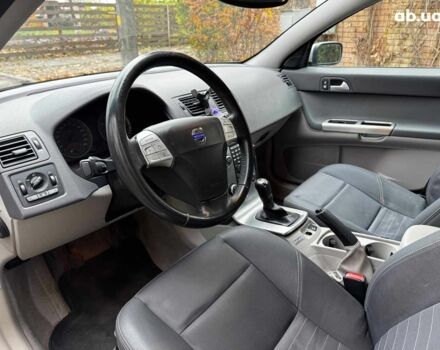 Сірий Вольво S40, об'ємом двигуна 2.4 л та пробігом 280 тис. км за 7490 $, фото 11 на Automoto.ua