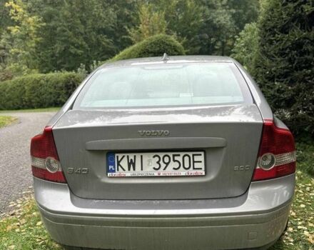 Вольво С40 2005 в Покровск (Красноармейск) на Automoto.ua Серый Вольво С40, объемом двигателя 2 л и пробегом 270 тыс. км за 1117 $, фото 3 на Automoto.ua