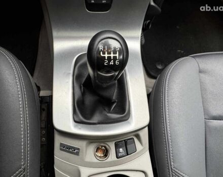 Сірий Вольво S40, об'ємом двигуна 2.4 л та пробігом 280 тис. км за 7490 $, фото 19 на Automoto.ua