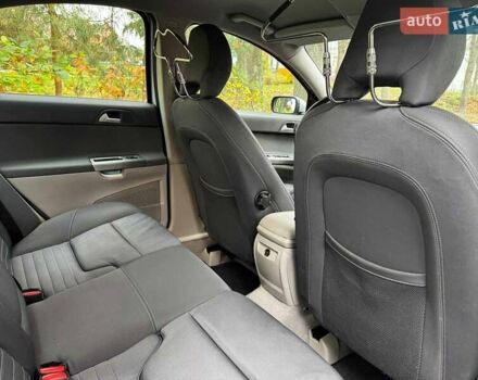 Сірий Вольво S40, об'ємом двигуна 2.4 л та пробігом 280 тис. км за 7490 $, фото 24 на Automoto.ua