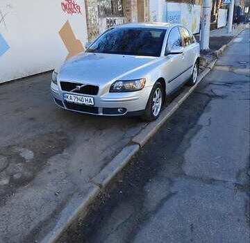 Серый Вольво С40, объемом двигателя 1.8 л и пробегом 208 тыс. км за 6500 $, фото 9 на Automoto.ua