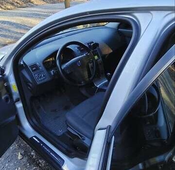 Серый Вольво С40, объемом двигателя 1.8 л и пробегом 208 тыс. км за 6500 $, фото 1 на Automoto.ua