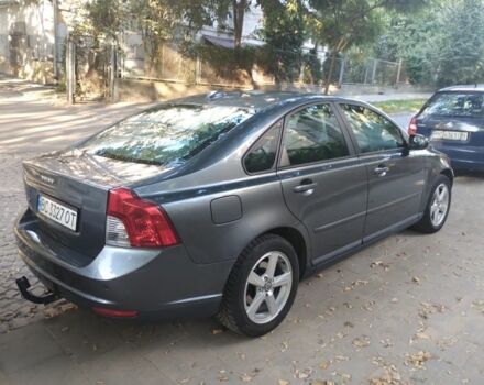 Серый Вольво С40, объемом двигателя 1.6 л и пробегом 305 тыс. км за 7000 $, фото 2 на Automoto.ua