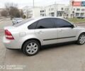 Серый Вольво С40, объемом двигателя 2 л и пробегом 215 тыс. км за 6000 $, фото 3 на Automoto.ua