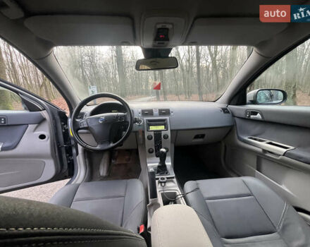 Сірий Вольво S40, об'ємом двигуна 2 л та пробігом 247 тис. км за 6400 $, фото 26 на Automoto.ua