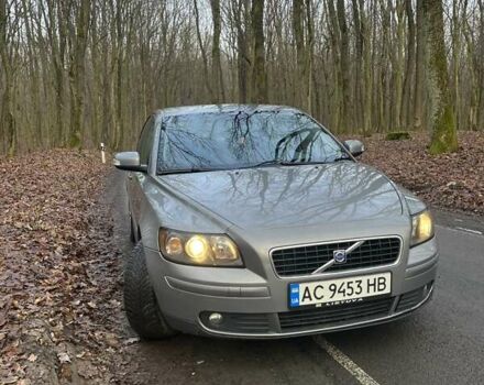 Сірий Вольво S40, об'ємом двигуна 2 л та пробігом 247 тис. км за 6400 $, фото 4 на Automoto.ua