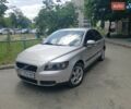 Серый Вольво С40, объемом двигателя 2 л и пробегом 215 тыс. км за 6000 $, фото 1 на Automoto.ua