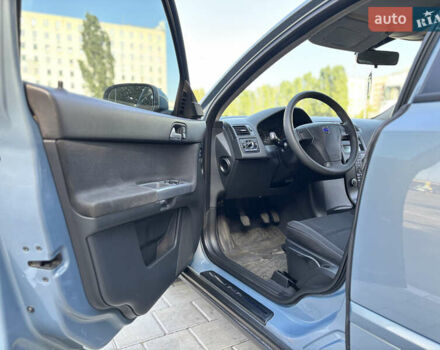 Сірий Вольво S40, об'ємом двигуна 1.6 л та пробігом 160 тис. км за 6500 $, фото 4 на Automoto.ua