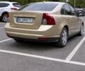 Серый Вольво С40, объемом двигателя 1.6 л и пробегом 300 тыс. км за 4600 $, фото 1 на Automoto.ua